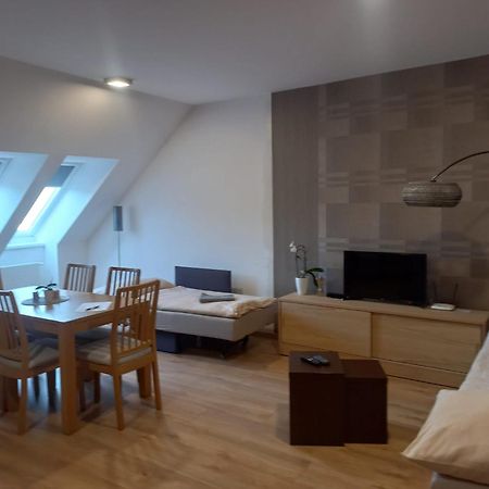 Appartamento Apartmán T5 Vrchlabí Esterno foto