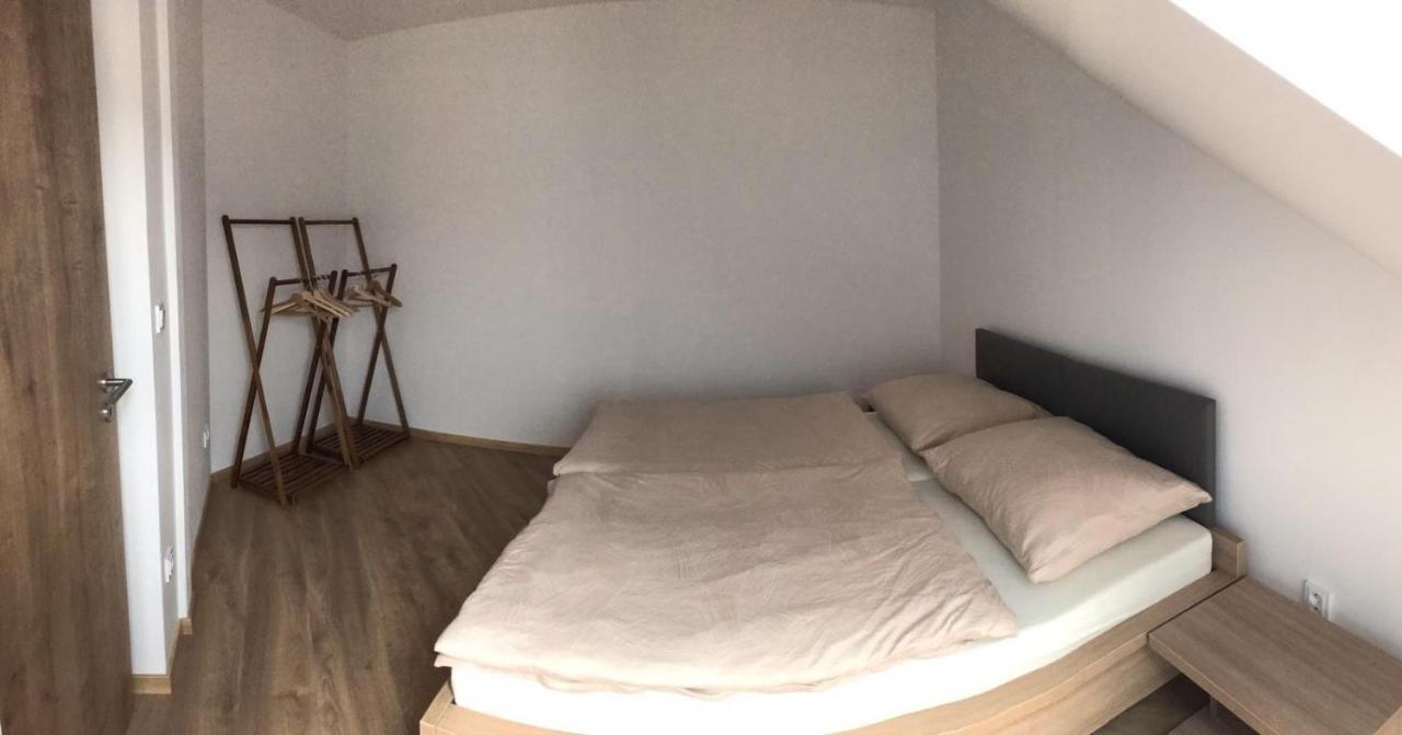 Appartamento Apartmán T5 Vrchlabí Esterno foto